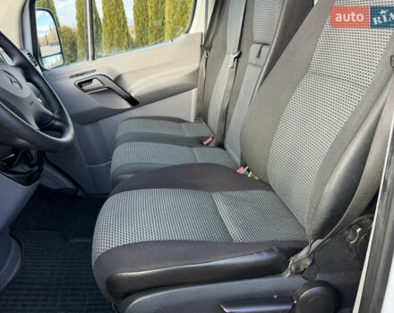 Білий Мерседес Sprinter, об'ємом двигуна 2.99 л та пробігом 275 тис. км за 36000 $, фото 5 на Automoto.ua