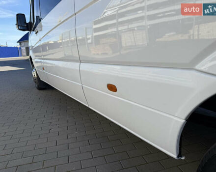 Білий Мерседес Sprinter, об'ємом двигуна 2.2 л та пробігом 346 тис. км за 32999 $, фото 44 на Automoto.ua