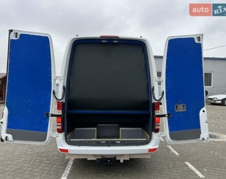 Белый Мерседес Sprinter, объемом двигателя 0 л и пробегом 424 тыс. км за 34990 $, фото 12 на Automoto.ua