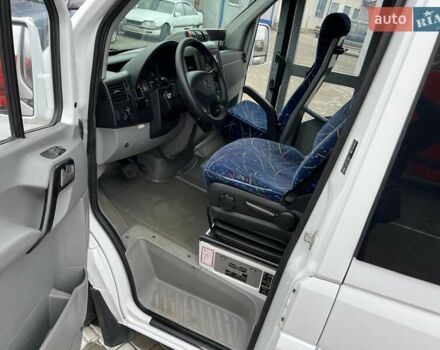 Белый Мерседес Sprinter, объемом двигателя 0 л и пробегом 424 тыс. км за 34990 $, фото 15 на Automoto.ua