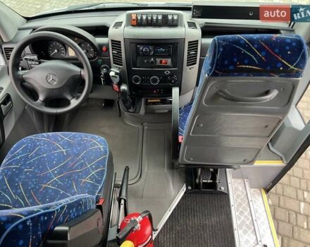 Белый Мерседес Sprinter, объемом двигателя 0 л и пробегом 424 тыс. км за 34990 $, фото 22 на Automoto.ua