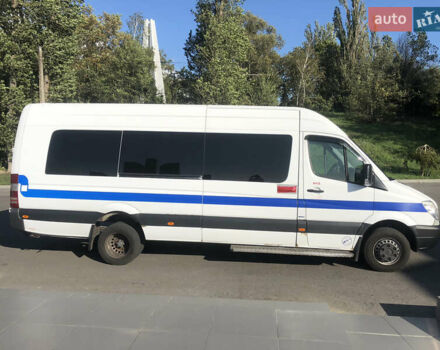 Білий Мерседес Sprinter, об'ємом двигуна 2.14 л та пробігом 687 тис. км за 28700 $, фото 4 на Automoto.ua