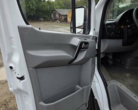 Белый Мерседес Sprinter, объемом двигателя 2.2 л и пробегом 260 тыс. км за 29650 $, фото 50 на Automoto.ua