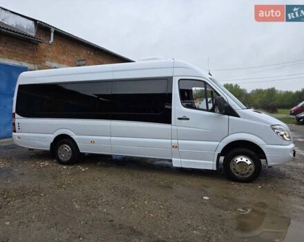Белый Мерседес Sprinter, объемом двигателя 2.2 л и пробегом 260 тыс. км за 29650 $, фото 1 на Automoto.ua