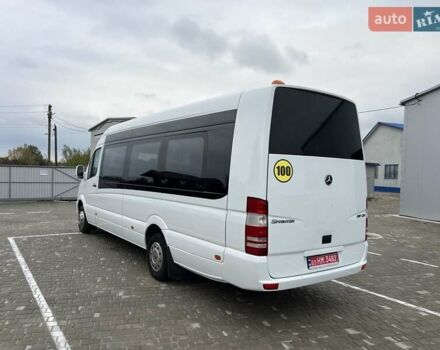 Белый Мерседес Sprinter, объемом двигателя 3 л и пробегом 427 тыс. км за 43490 $, фото 7 на Automoto.ua