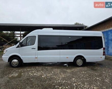 Белый Мерседес Sprinter, объемом двигателя 2.2 л и пробегом 260 тыс. км за 29650 $, фото 4 на Automoto.ua