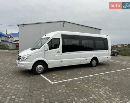 Белый Мерседес Sprinter, объемом двигателя 3 л и пробегом 427 тыс. км за 43490 $, фото 11 на Automoto.ua