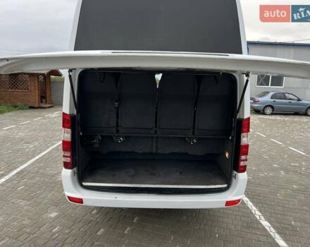Белый Мерседес Sprinter, объемом двигателя 3 л и пробегом 427 тыс. км за 43490 $, фото 15 на Automoto.ua