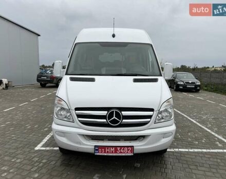 Белый Мерседес Sprinter, объемом двигателя 3 л и пробегом 427 тыс. км за 43490 $, фото 13 на Automoto.ua