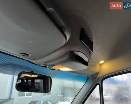 Белый Мерседес Sprinter, объемом двигателя 3 л и пробегом 540 тыс. км за 46900 $, фото 25 на Automoto.ua