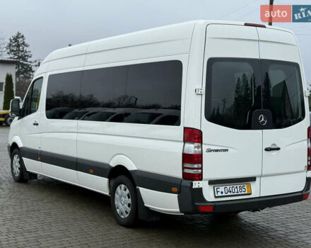 Білий Мерседес Sprinter, об'ємом двигуна 2.14 л та пробігом 250 тис. км за 28000 $, фото 5 на Automoto.ua