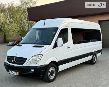 Белый Мерседес Sprinter, объемом двигателя 2.14 л и пробегом 245 тыс. км за 23999 $, фото 1 на Automoto.ua