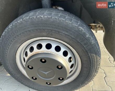 Білий Мерседес Sprinter, об'ємом двигуна 2.1 л та пробігом 368 тис. км за 27700 $, фото 27 на Automoto.ua