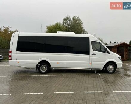 Белый Мерседес Sprinter, объемом двигателя 3 л и пробегом 540 тыс. км за 46900 $, фото 3 на Automoto.ua
