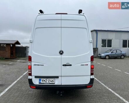 Белый Мерседес Sprinter, объемом двигателя 2.2 л и пробегом 496 тыс. км за 34500 $, фото 11 на Automoto.ua