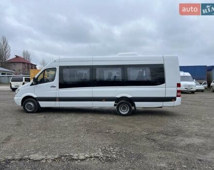 Белый Мерседес Sprinter, объемом двигателя 2.2 л и пробегом 406 тыс. км за 38500 $, фото 8 на Automoto.ua