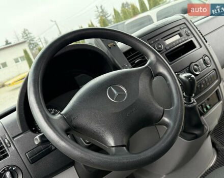 Білий Мерседес Sprinter, об'ємом двигуна 2.14 л та пробігом 250 тис. км за 28000 $, фото 13 на Automoto.ua