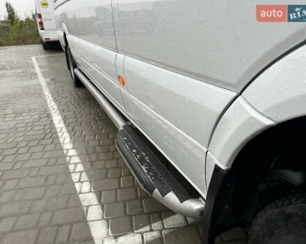 Белый Мерседес Sprinter, объемом двигателя 3 л и пробегом 540 тыс. км за 46900 $, фото 18 на Automoto.ua