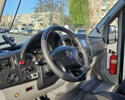 Белый Мерседес Sprinter, объемом двигателя 3 л и пробегом 621 тыс. км за 43000 $, фото 5 на Automoto.ua
