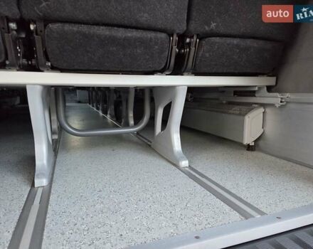Белый Мерседес Sprinter, объемом двигателя 2.2 л и пробегом 334 тыс. км за 38700 $, фото 24 на Automoto.ua