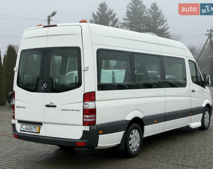 Белый Мерседес Sprinter, объемом двигателя 2.14 л и пробегом 247 тыс. км за 28700 $, фото 3 на Automoto.ua