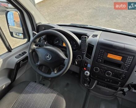 Білий Мерседес Sprinter, об'ємом двигуна 2.2 л та пробігом 323 тис. км за 38700 $, фото 53 на Automoto.ua