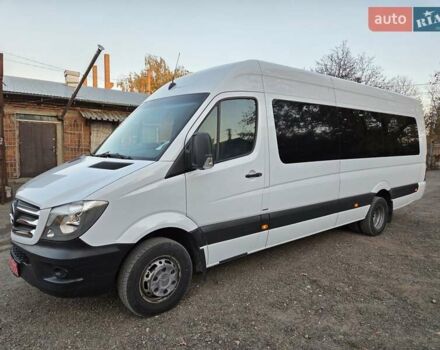Белый Мерседес Sprinter, объемом двигателя 2.2 л и пробегом 334 тыс. км за 38700 $, фото 10 на Automoto.ua