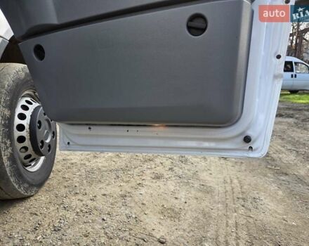 Білий Мерседес Sprinter, об'ємом двигуна 2.2 л та пробігом 323 тис. км за 38700 $, фото 23 на Automoto.ua