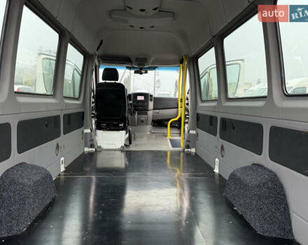 Белый Мерседес Sprinter, объемом двигателя 2.14 л и пробегом 247 тыс. км за 28700 $, фото 13 на Automoto.ua
