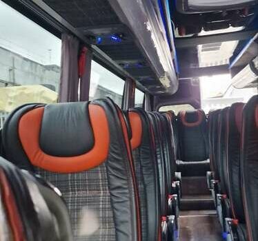 Белый Мерседес Sprinter, объемом двигателя 3 л и пробегом 340 тыс. км за 59900 $, фото 30 на Automoto.ua