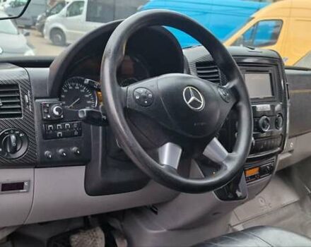 Белый Мерседес Sprinter, объемом двигателя 3 л и пробегом 340 тыс. км за 59900 $, фото 37 на Automoto.ua