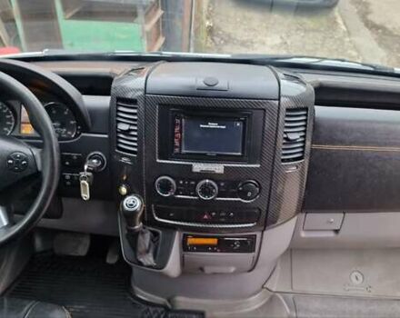 Белый Мерседес Sprinter, объемом двигателя 3 л и пробегом 340 тыс. км за 59900 $, фото 22 на Automoto.ua