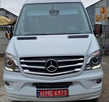 Белый Мерседес Sprinter, объемом двигателя 3 л и пробегом 340 тыс. км за 59900 $, фото 1 на Automoto.ua