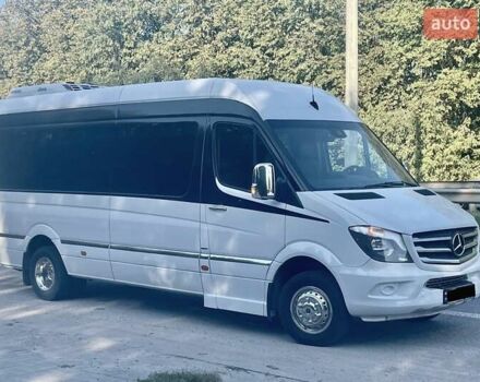 Белый Мерседес Sprinter, объемом двигателя 2.9 л и пробегом 400 тыс. км за 54999 $, фото 3 на Automoto.ua