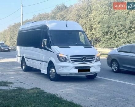 Белый Мерседес Sprinter, объемом двигателя 2.9 л и пробегом 400 тыс. км за 54999 $, фото 5 на Automoto.ua