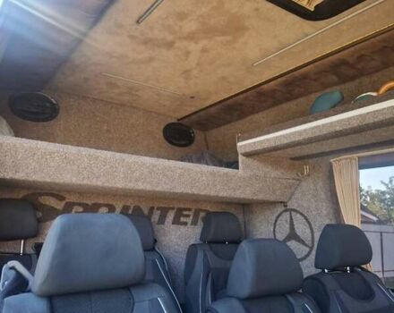 Белый Мерседес Sprinter, объемом двигателя 2.99 л и пробегом 650 тыс. км за 28500 $, фото 4 на Automoto.ua
