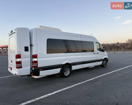 Белый Мерседес Sprinter, объемом двигателя 3 л и пробегом 312 тыс. км за 63800 $, фото 13 на Automoto.ua