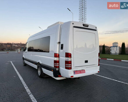 Белый Мерседес Sprinter, объемом двигателя 3 л и пробегом 312 тыс. км за 63800 $, фото 10 на Automoto.ua