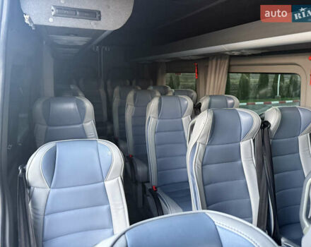 Белый Мерседес Sprinter, объемом двигателя 3 л и пробегом 312 тыс. км за 63800 $, фото 18 на Automoto.ua