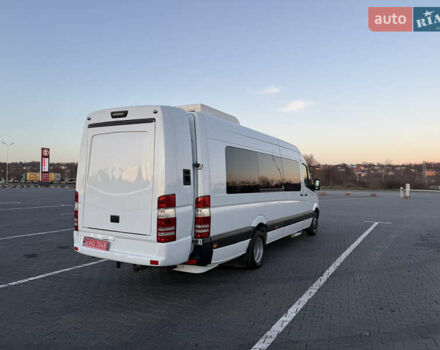 Белый Мерседес Sprinter, объемом двигателя 3 л и пробегом 312 тыс. км за 63800 $, фото 12 на Automoto.ua