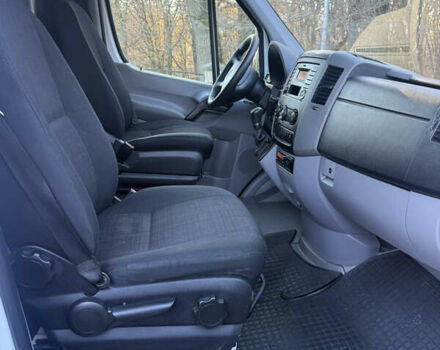 Белый Мерседес Sprinter, объемом двигателя 3 л и пробегом 312 тыс. км за 63800 $, фото 33 на Automoto.ua