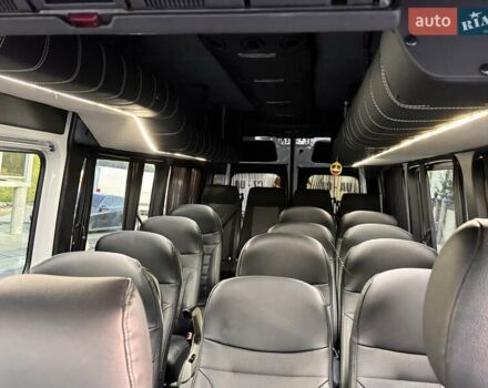 Белый Мерседес Sprinter, объемом двигателя 2.99 л и пробегом 40 тыс. км за 77500 $, фото 23 на Automoto.ua