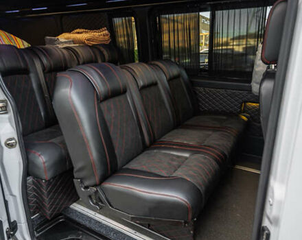 Білий Мерседес Sprinter, об'ємом двигуна 2.99 л та пробігом 390 тис. км за 60000 $, фото 4 на Automoto.ua