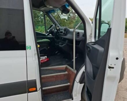 Белый Мерседес Sprinter, объемом двигателя 3 л и пробегом 331 тыс. км за 93800 $, фото 10 на Automoto.ua