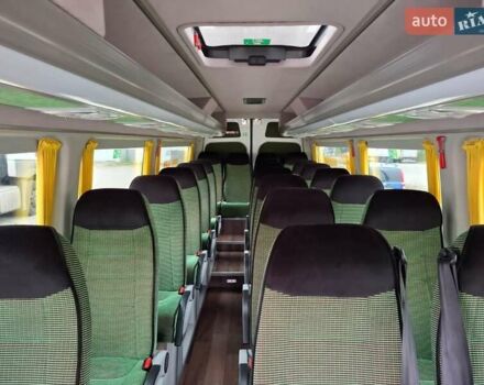 Белый Мерседес Sprinter, объемом двигателя 3 л и пробегом 331 тыс. км за 93800 $, фото 12 на Automoto.ua