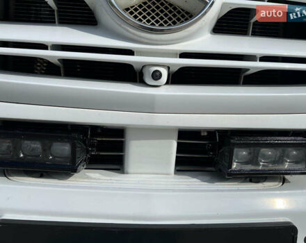 Белый Мерседес Sprinter, объемом двигателя 3 л и пробегом 360 тыс. км за 95499 $, фото 3 на Automoto.ua