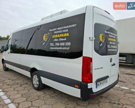 Белый Мерседес Sprinter, объемом двигателя 3 л и пробегом 331 тыс. км за 93800 $, фото 5 на Automoto.ua