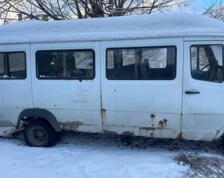 Белый Мерседес Sprinter, объемом двигателя 2.9 л и пробегом 200 тыс. км за 1600 $, фото 2 на Automoto.ua