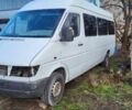 Белый Мерседес Sprinter, объемом двигателя 0 л и пробегом 600 тыс. км за 4000 $, фото 1 на Automoto.ua