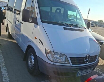 Белый Мерседес Sprinter, объемом двигателя 2.69 л и пробегом 440 тыс. км за 10500 $, фото 1 на Automoto.ua